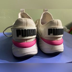 PUMA Unisex's Amare Running Shoe